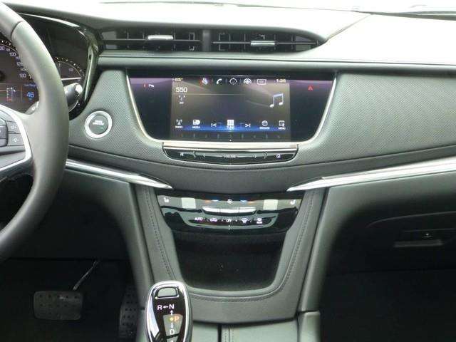 2017 Cadillac XT5 Luxury 4dr SUV